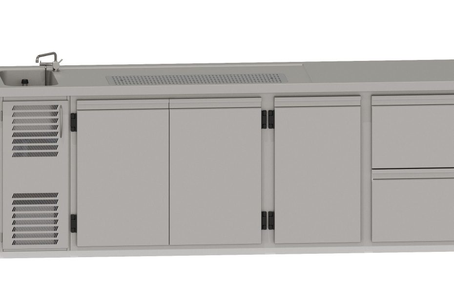 RWM 2650 E mit 1 Doppeltür, 1 Drehtür, 1 CNS-Doppelauszug
